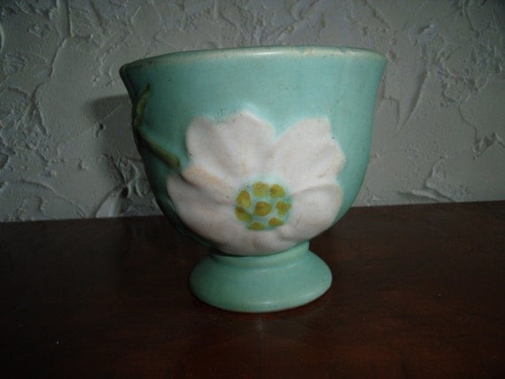 Vintage 1920s Green Weller Squat Vase Dogwood Pattern