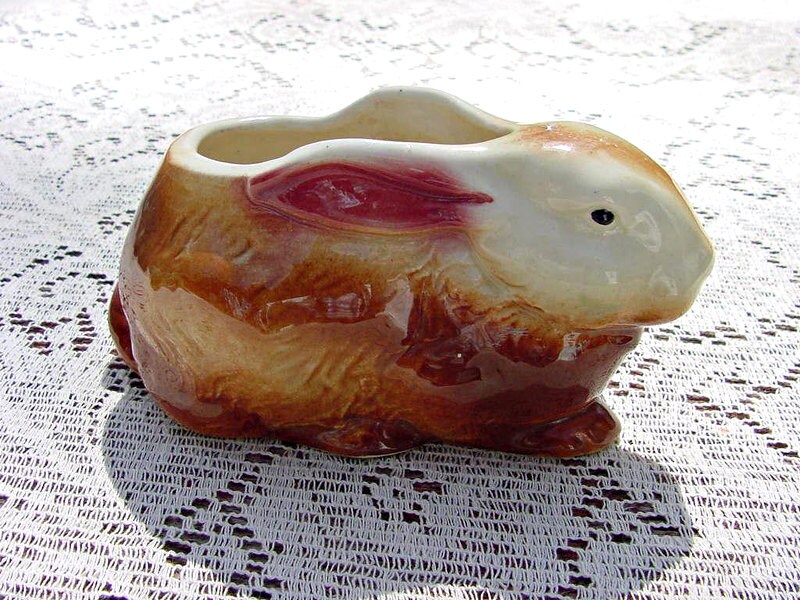 Vintage Bunny Rabbit Vase Planter Ceramic 1940s