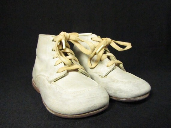 Vintage Stride Rite High Top Baby Toddler Shoes