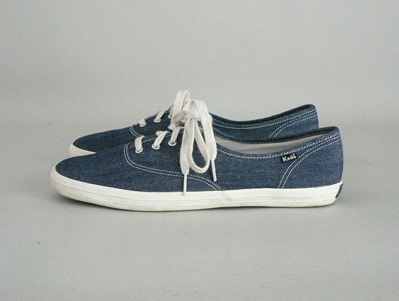 Womens Size 11 Vintage Denim Blue Canvas Sneakers