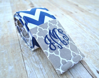Monogrammed camera strap cover (Navy chevron/gray quatrefoil)
