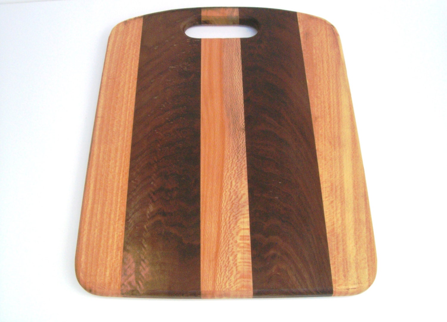 Wooden cutting board