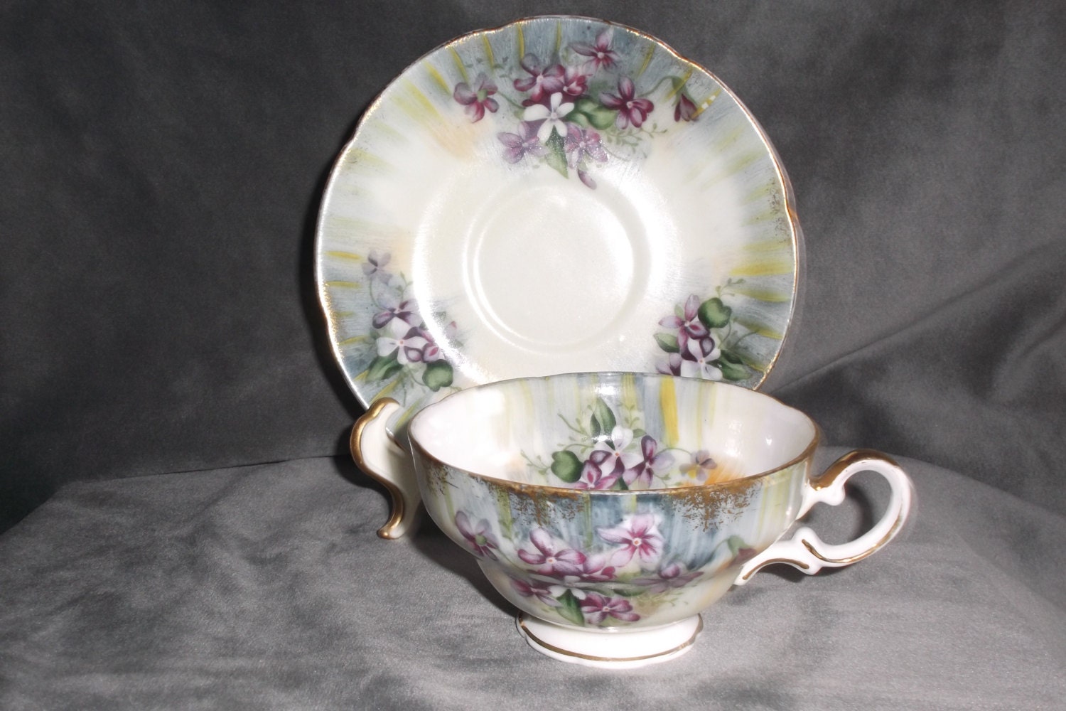 Vintage Ucagco Japan Fine Bone China Luster Ware Teacup and saucer