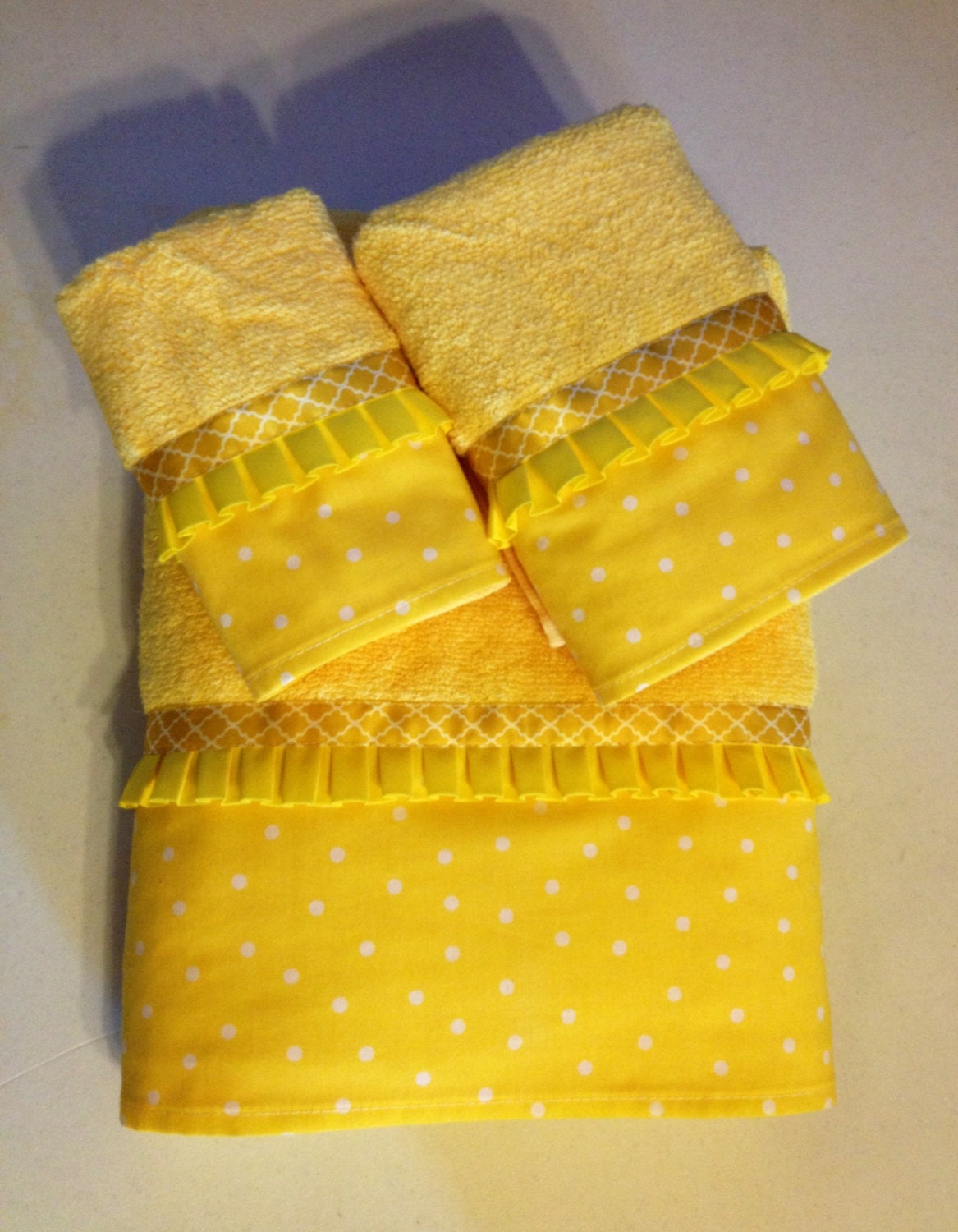 Yellow Bath Towel Set SALE by LadyDiBlankets on Etsy