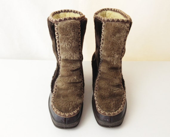 Vintage Snowland Boots Faux Fur Boots Size 7 or 7.5