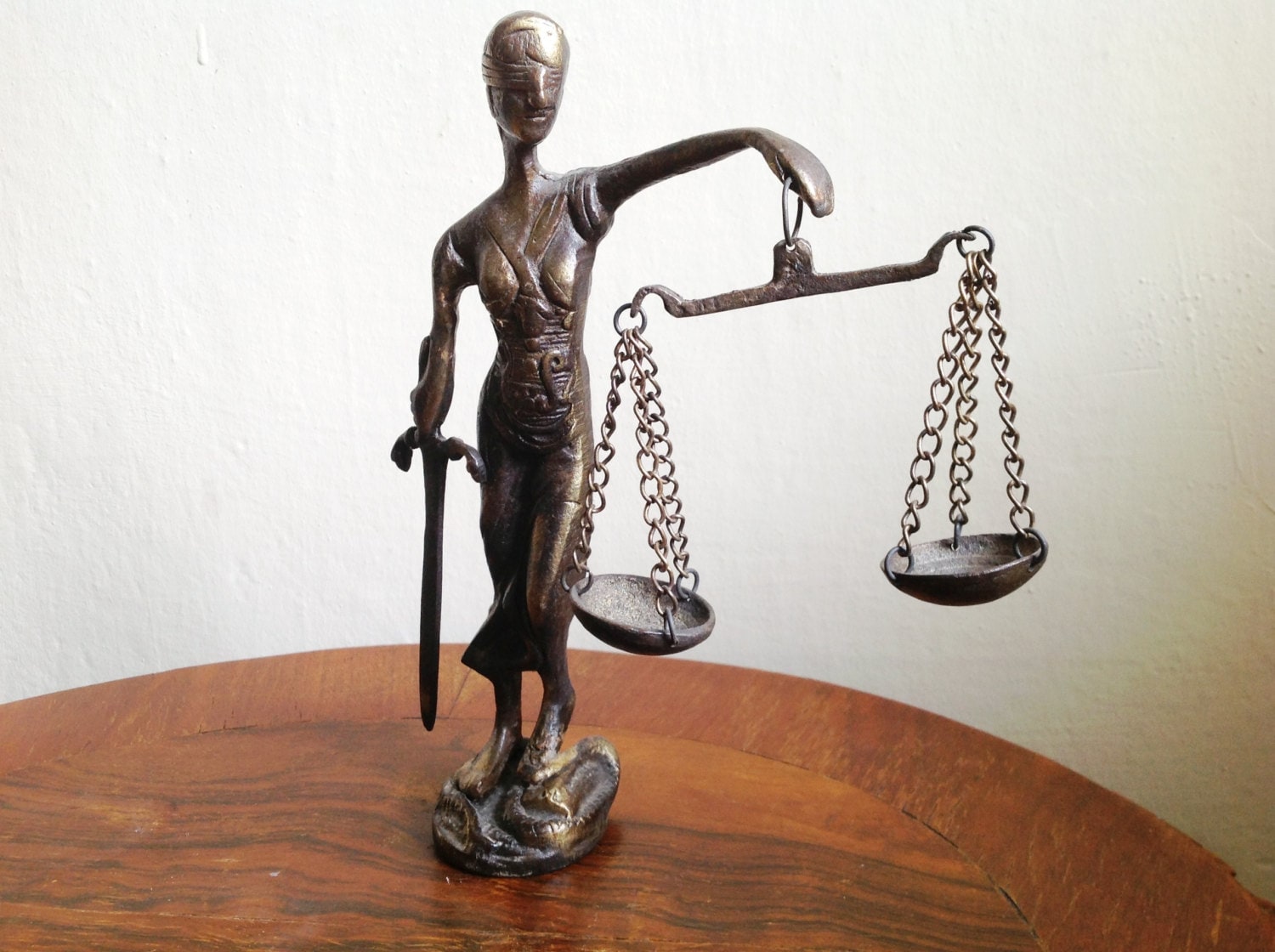 Items similar to Lady Justice, scales of Justice Statue Lawyer Courthouse, Ottoman decoration