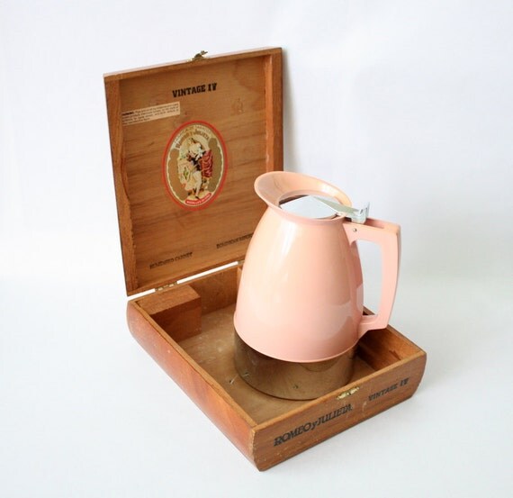 Vintage Pink Thermos Model 1257S / Made in USA / Retro Thermos