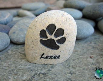 Paw Print Pet Memorial 2in-3in keepsake stone - Custom Hand Engraved Pet Memory Stone to Honor Your Four Legged Family Members