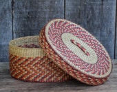 Vintage Woven Boho Basket / Boho Decor / Southwestern Decor / Mexican Tight Weave Basket With Lid