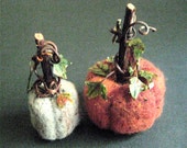 Primitive Pumpkins-Folk Art Storybook Miniature Pumpkins-Set of 2 Adorable Needle felt Wool Pumpkins w/Handmade leaves & Twig Stems