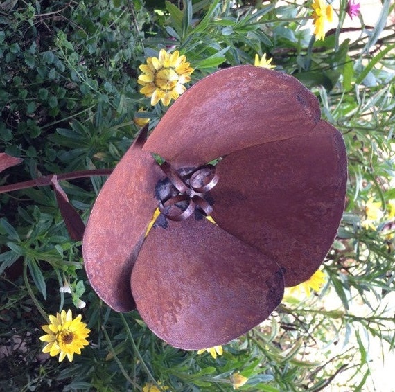 Items similar to 4 Petal Steel Flower for Garden or Decor on Etsy