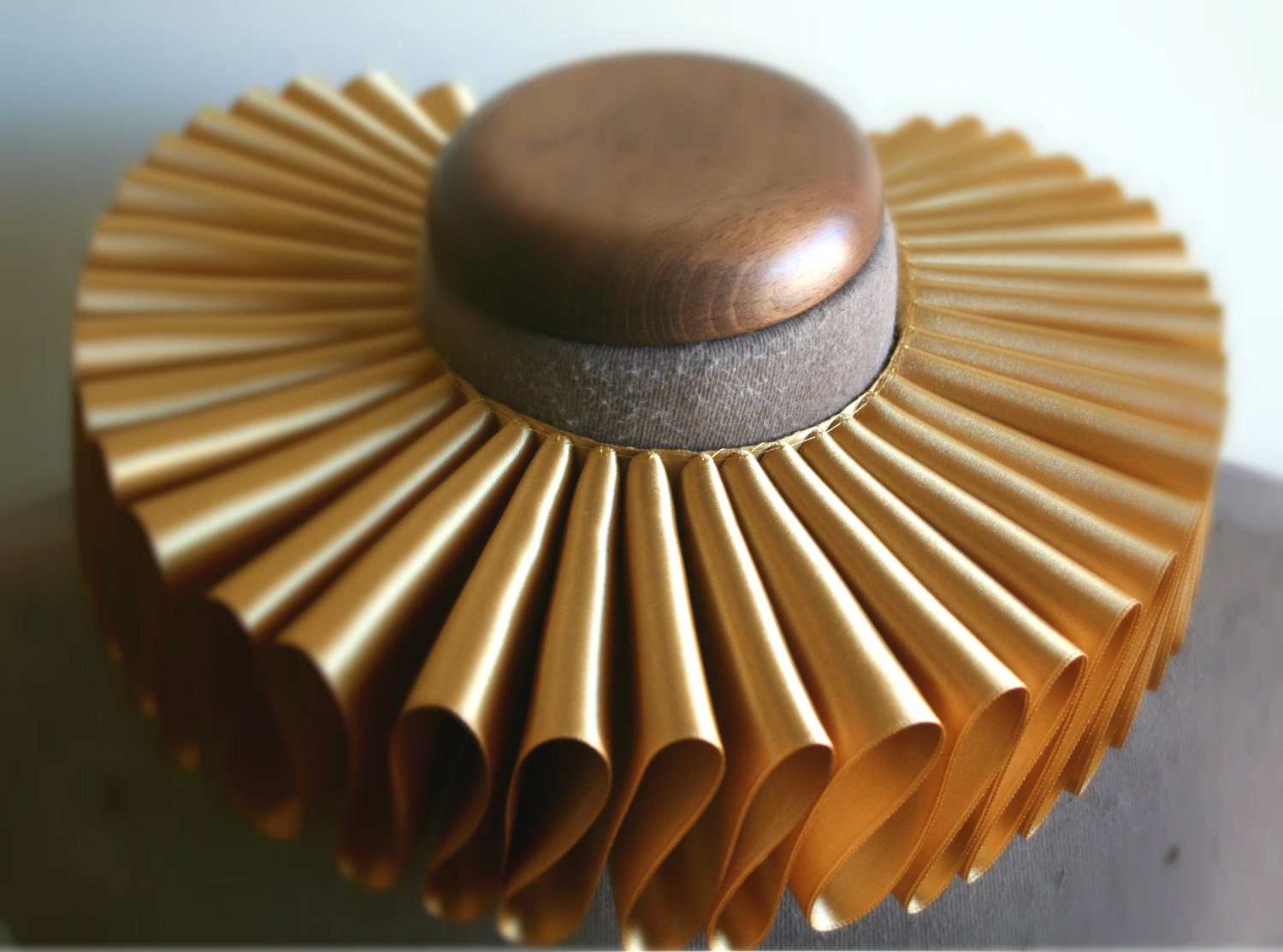 Gold Satin Elizabethan Ruff Collar