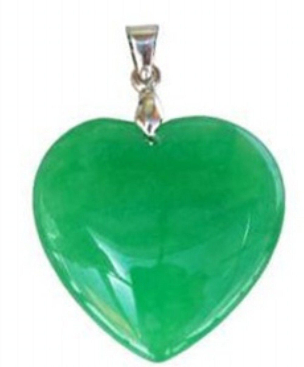 beautiful natural Green jade heart-shaped pendant necklace