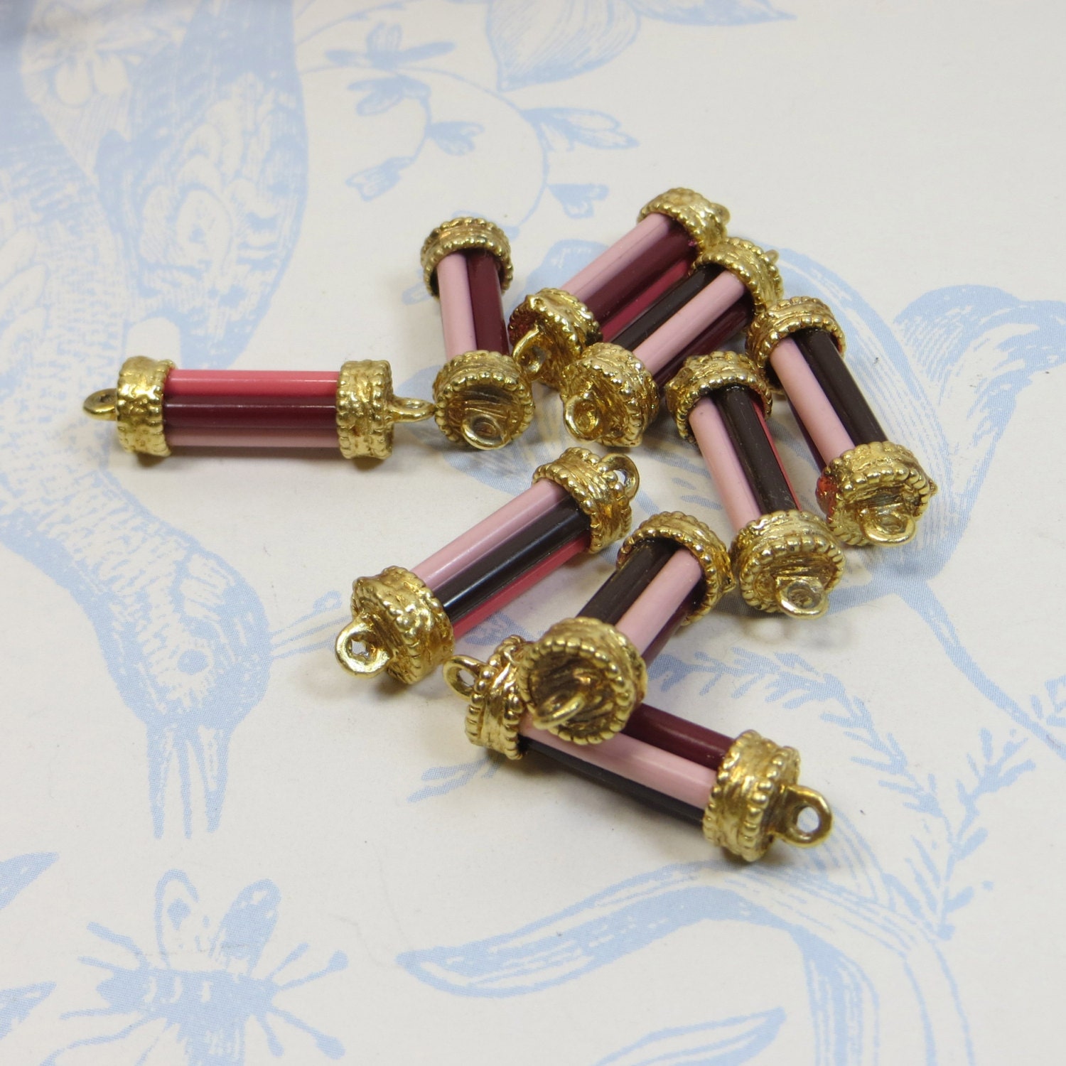 1 Vintage Shades of Pink Glass Rods Bundle Goldtone Bead