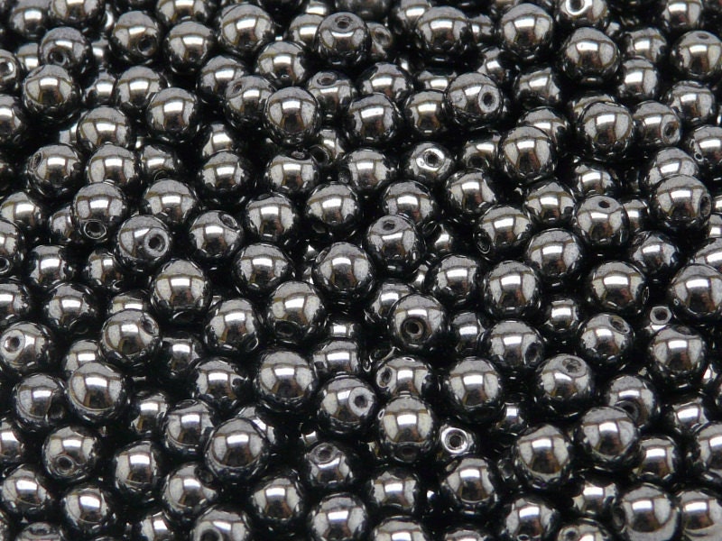 50pcs Czech Pressed Glass Beads Round 5mm Jet Hematite