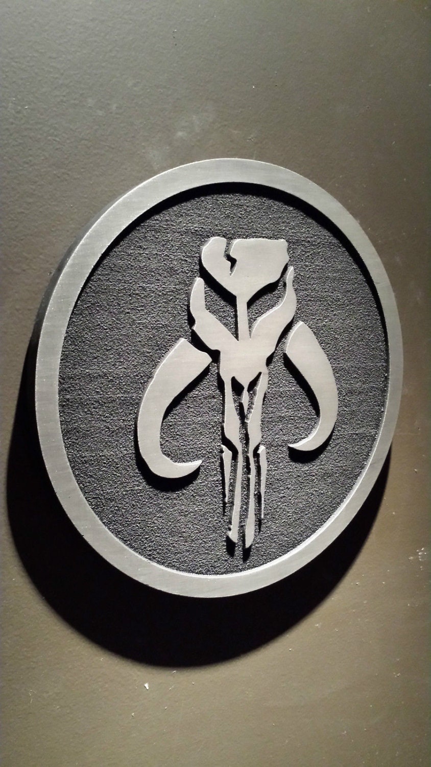 star wars Mandalorian Mythosaur plaque sign Boba Fett