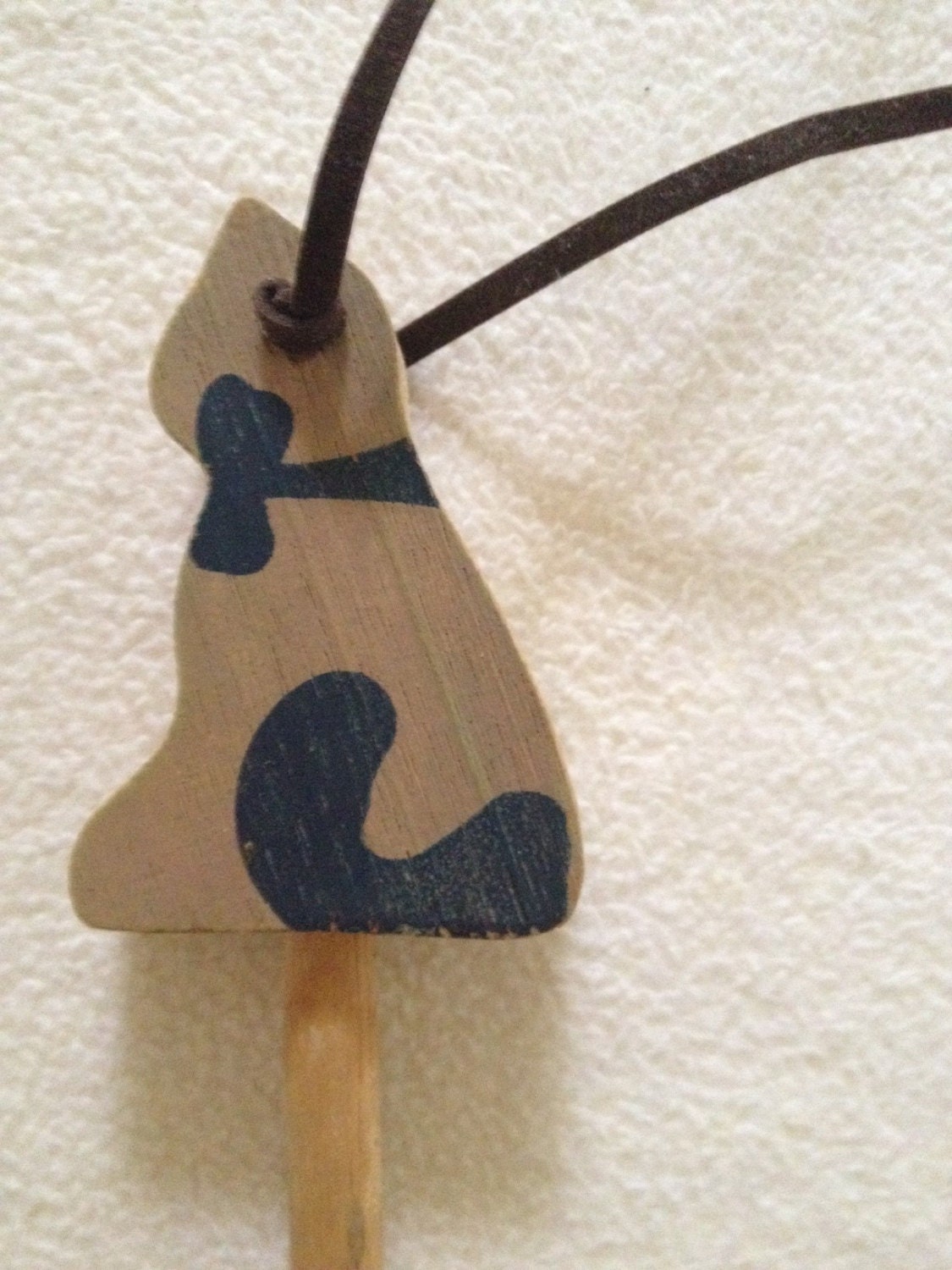 Vintage Wood Spoon with Painted Cat Haute Juice