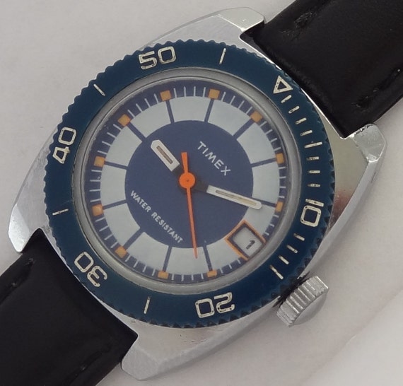 British Timex wind up men's boysize vintage by watchmakers1940