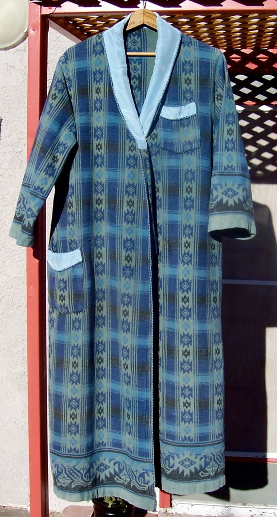Vintage BEACON BLANKET ROBE Navajo Deco Blues