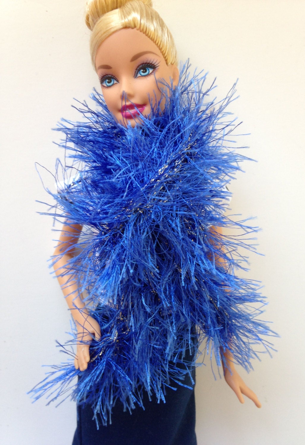 Handmade Barbie Clothes Yarn Boa Scarf Blue Silver SS1902