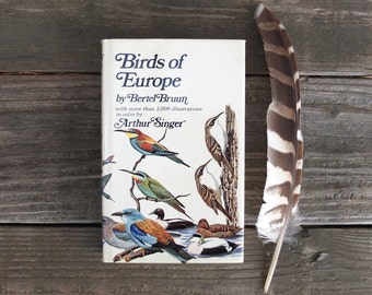 Vintage 1970 Birds of Europe Guide Book / Bird Guide Book