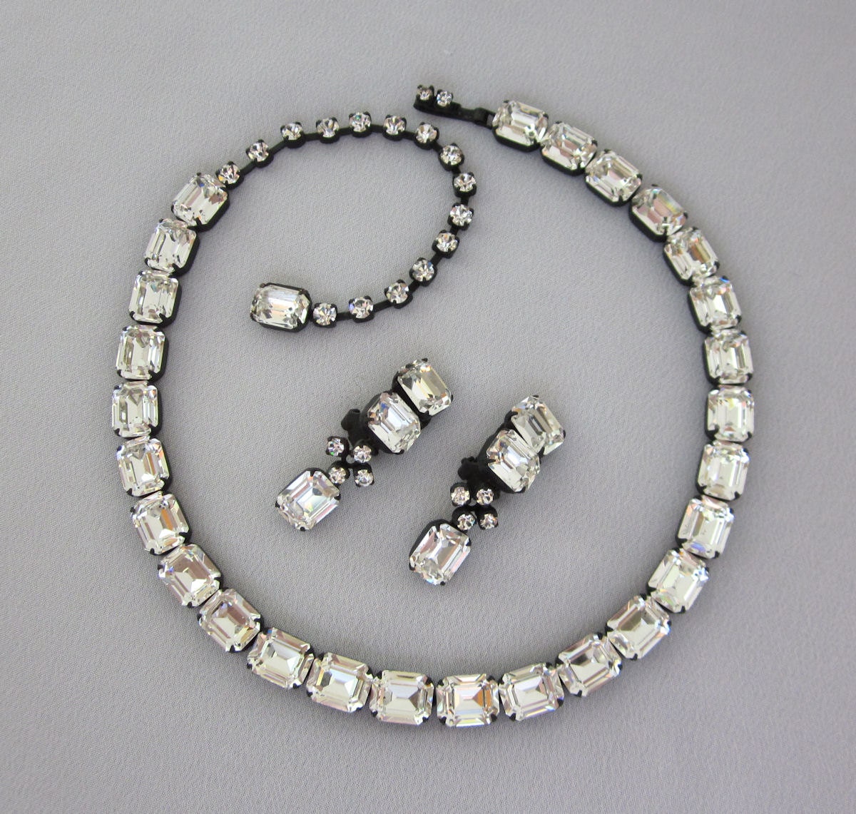 WEISS Jewelry Weiss Rhinestone Necklace Earrings by jryendesigns