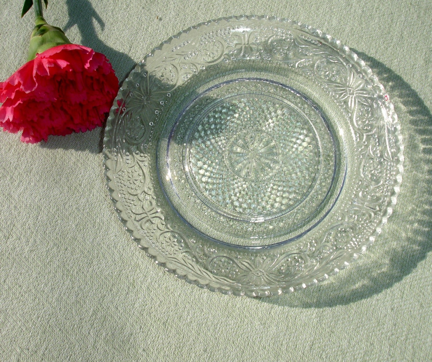 Small Uniquely Decorative Glass Serving Plate Vintage Glassware