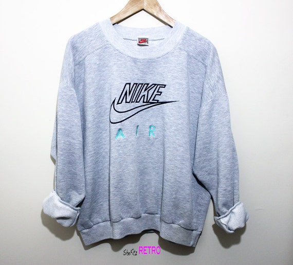 retro grey nike sweatshirt