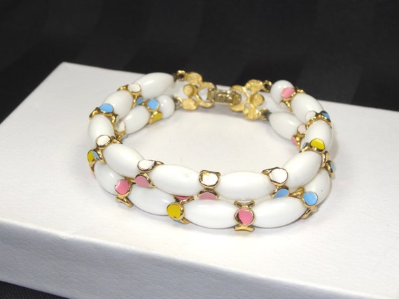 Vintage CROWN TRIFARI Bracelet White Beads w Pastel Accents