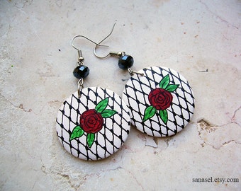 Hand painted earrings, Palestine earrings, Palestine jewelry, wooden earrings, White Keffiyeh pattern, red rose, Palestinian culture