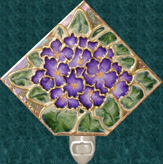  Lavender African Violet 