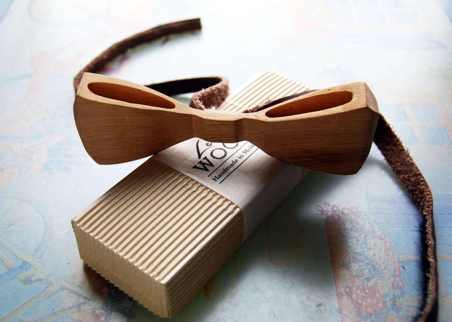 Unique Bow Ties / Solid Natural Wood / Simple and by LetsWood