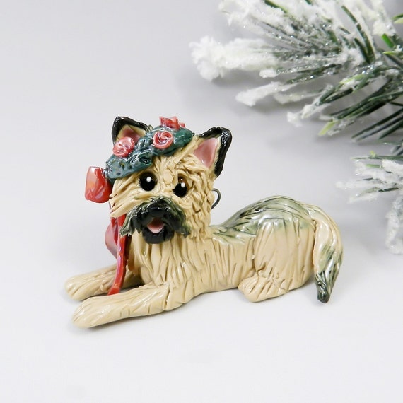 Cairn Terrier Wheaten Christmas Ornament Figurine Wreath