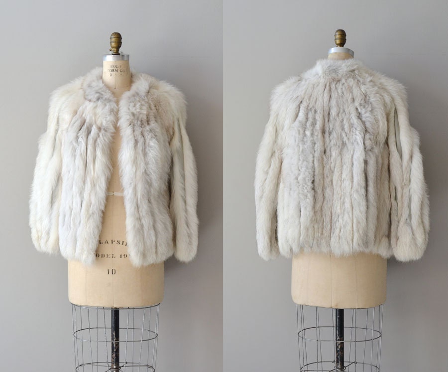 Yakutsk fox fur coat / vintage 70s fur coat / short by DearGolden
