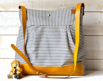 BEST SELLER Diaper bag / Messenger bag STOCKHOLM Gray geometric nautical striped Mustard Leather