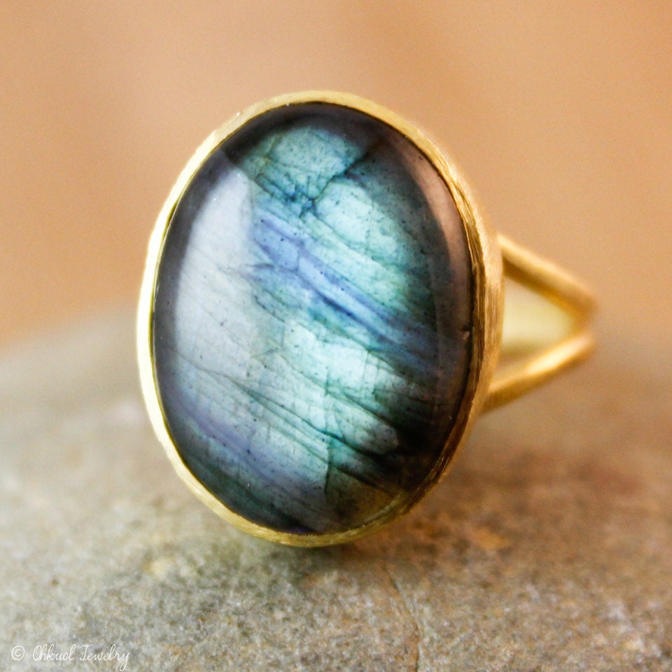 Midnight Blue Labradorite Ring Chunky Oval Stone Ring by OhKuol
