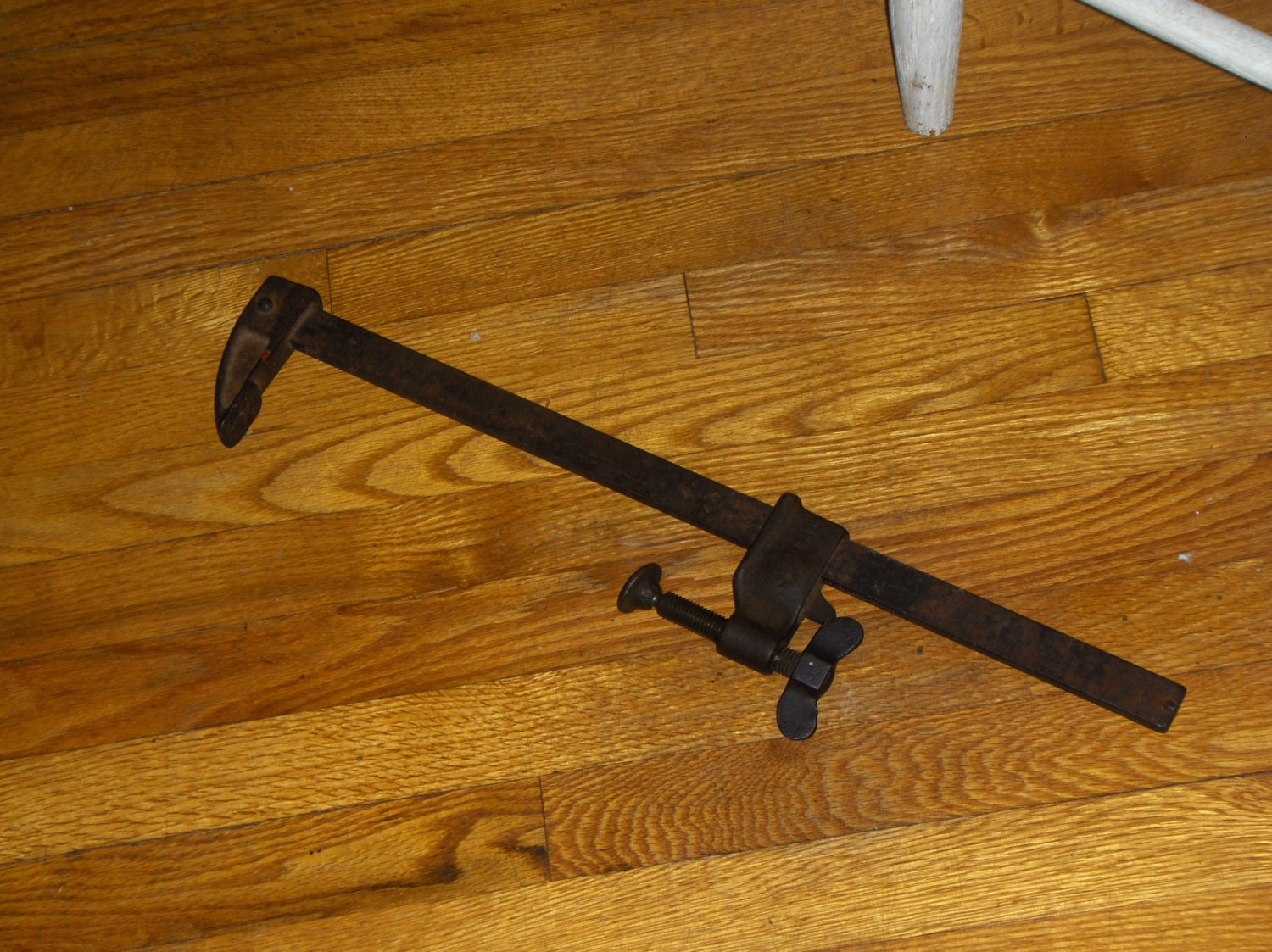 Antique Woodworking Clamp. Hartford Clamp co. Rusted