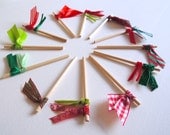 Cupcake toppers Pack of 12 pretty ribbon Christmas holiday cake flags - Traditional Red & Green READY TO SHIP Il_170x135