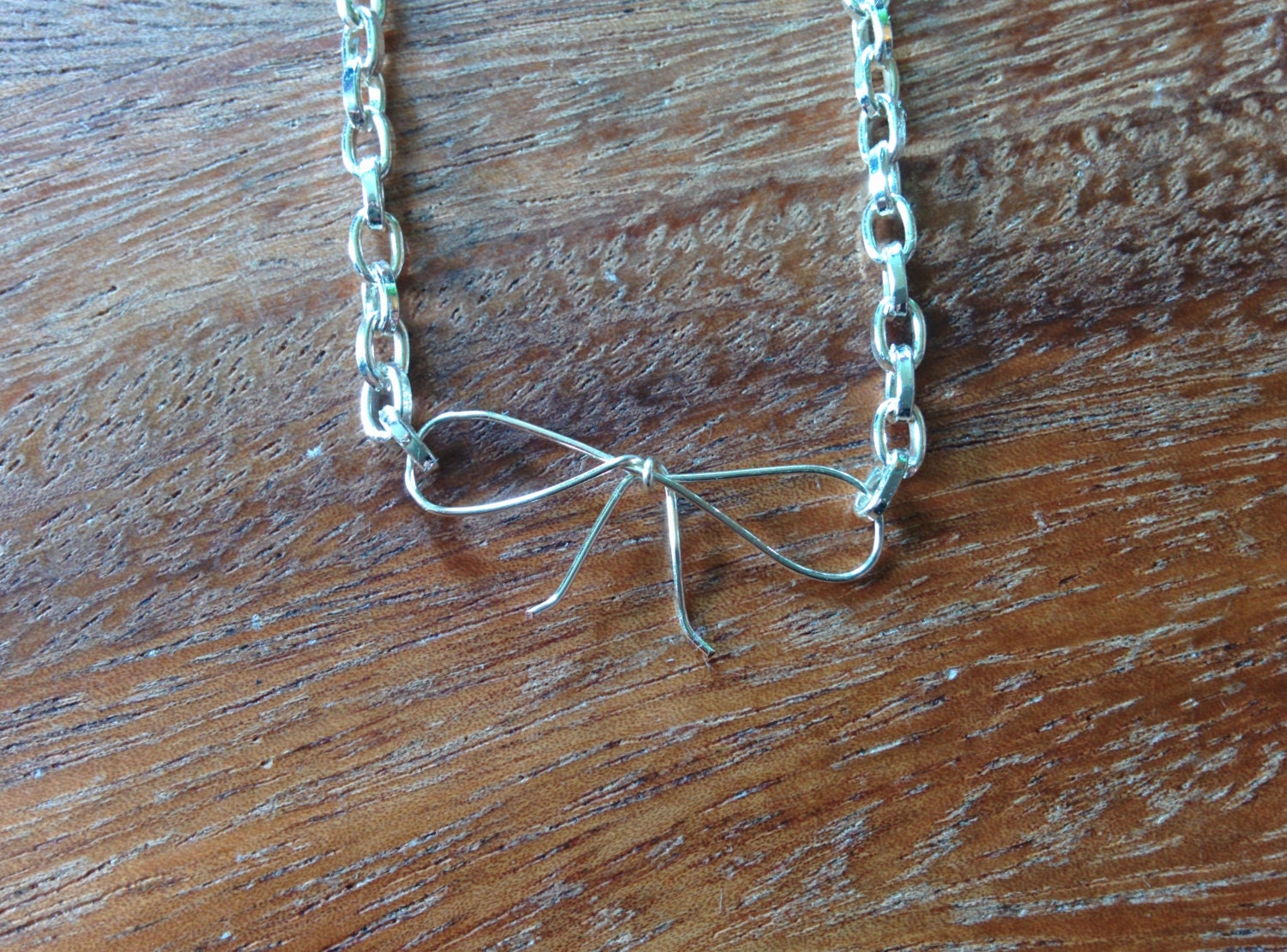 wire bow necklace wire bow necklace