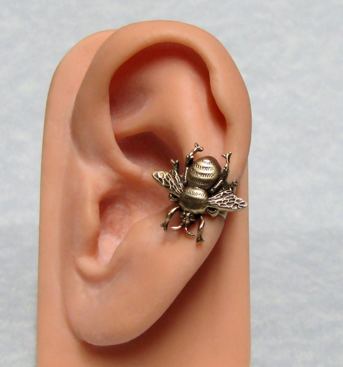 Steampunk Bee Insect Ear Cuff