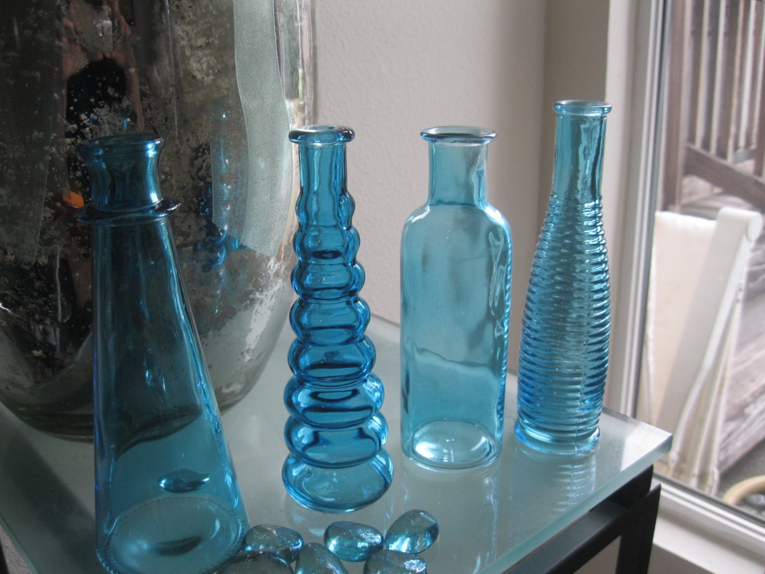 4Blue Decorative Colored glass bottles floral by BertoliBridal