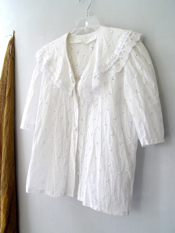 Vintage Big Collar White lace woman Blouse Victorian style