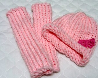 Loom Knitted Baby Hat Leg Warmers Pink Premee set