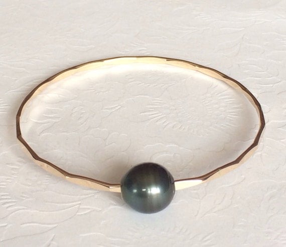 Pearl Gemstone Bangle