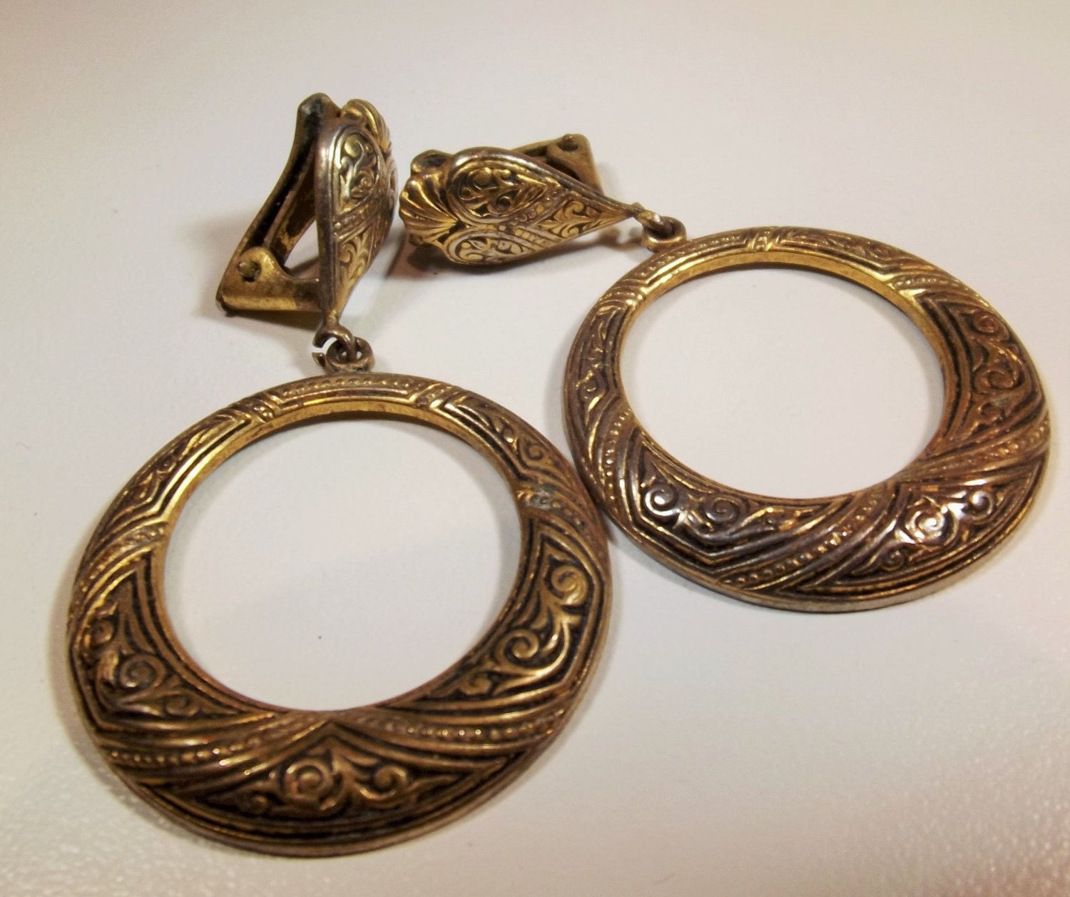 Earrings Vintage Spanish Hoops 22KT Hand Etched Damascene