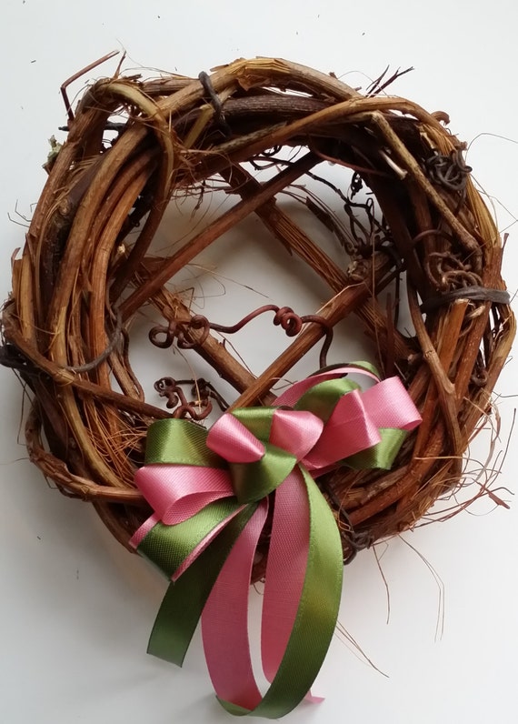 Grapevine Basket Grapevine wreath Wedding Decor by colonialcrafts