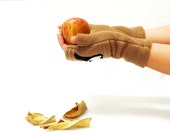 Palm Side Customization for Gloves with Pockets for Dog Lovers