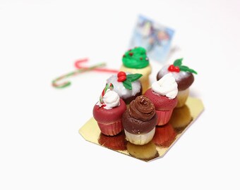 Miniature Christmas Cupcakes-Dollhouse 1:12 scale miniatures