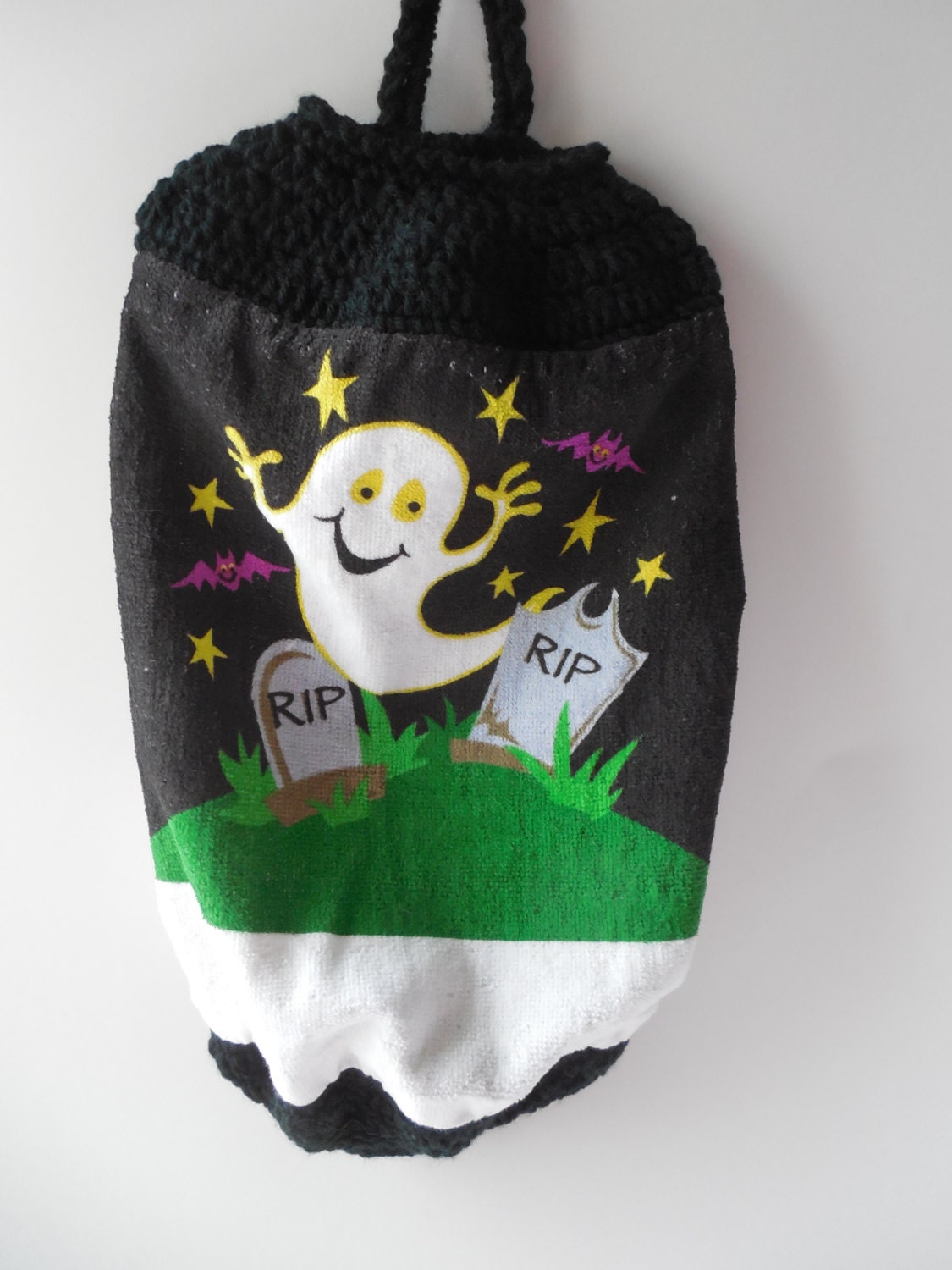 Halloween Plastic Bag Holder Ghost Theme by ShelleysCrochetOle