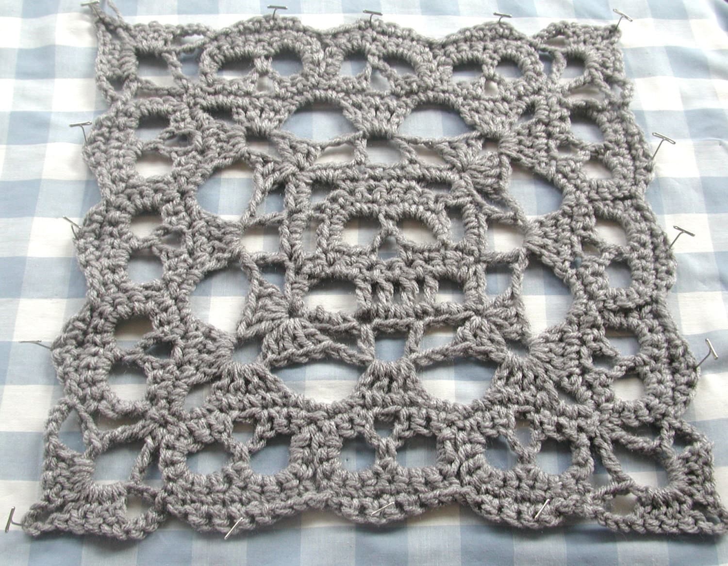 PDF Creepy Granny Skull Infinity Square No. 2 Crochet